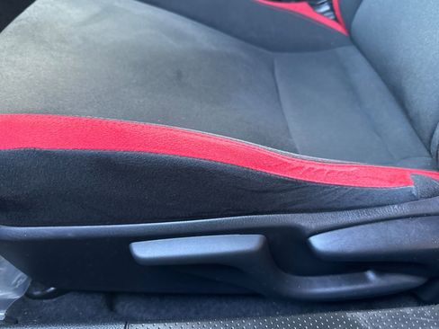 Used 2019 Toyota 86 image 13