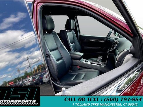 Used 2021 Jeep Grand Cherokee Limited AWD/4WD image 7
