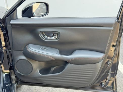 Used 2023 Honda HR-V Sport image 36