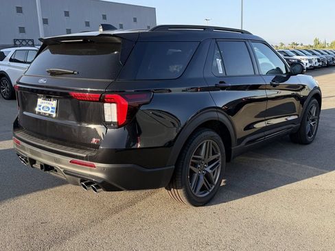 New 2026 Ford Explorer ST AWD/4WD image 8