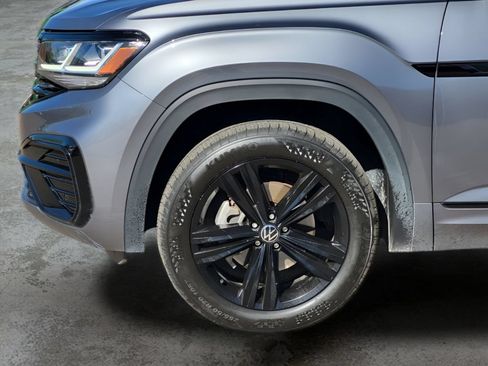 Used 2023 Volkswagen Atlas SEL R-Line AWD/4WD image 27