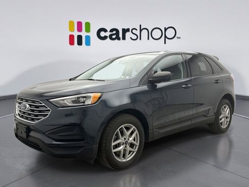 Used 2022 Ford Edge SE image 1