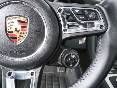 Certified 2018 Porsche 911 Carrera S RWD image 11