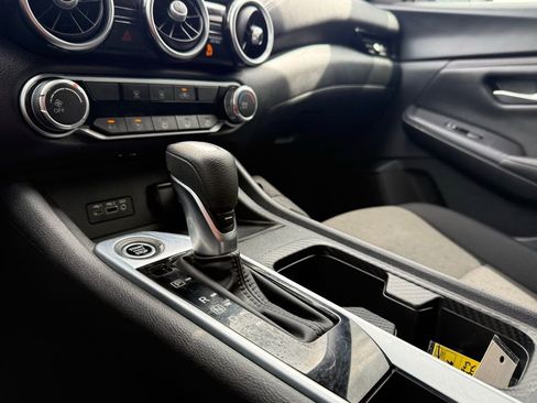 Used 2023 Nissan Sentra SV image 19