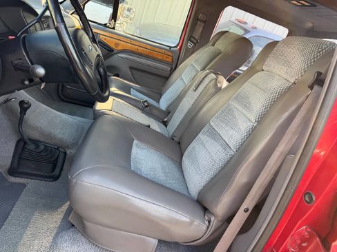 Used 1994 Ford F350 4x4 Crew Cab image 4