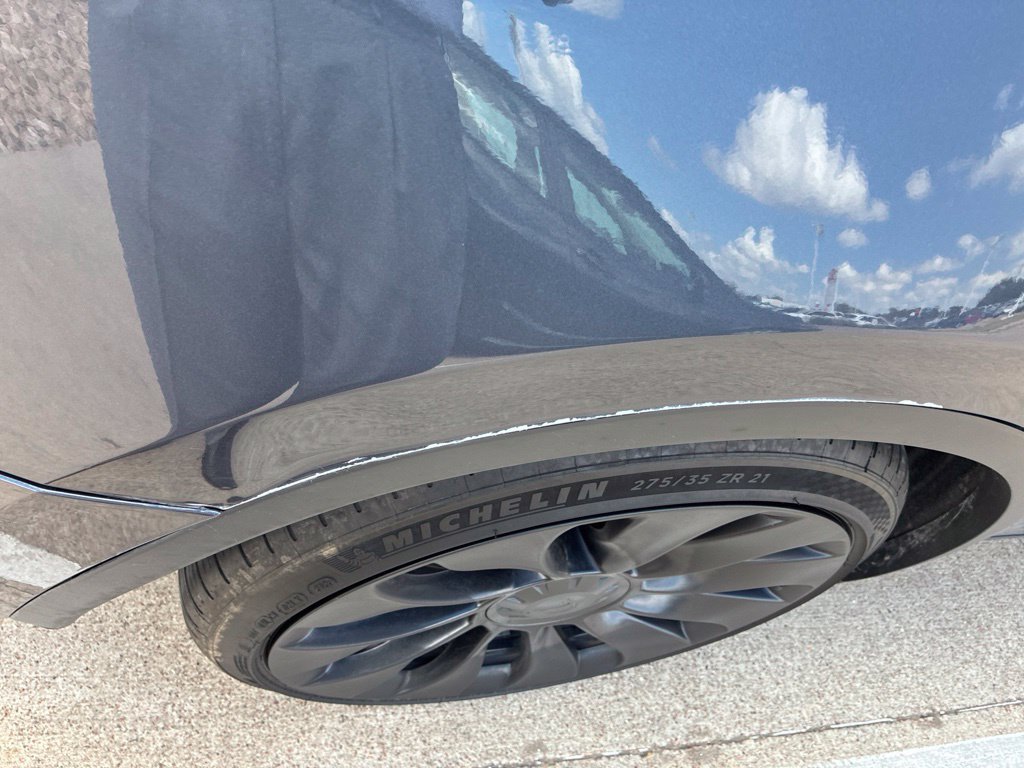 Used 2022 Tesla Model Y Performance AWD/4WD image 3