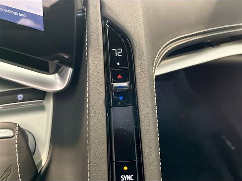 Used 2024 Chevrolet Corvette Z06 image 25