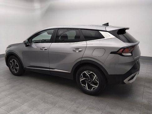 Used 2024 Kia Sportage LX FWD image 3