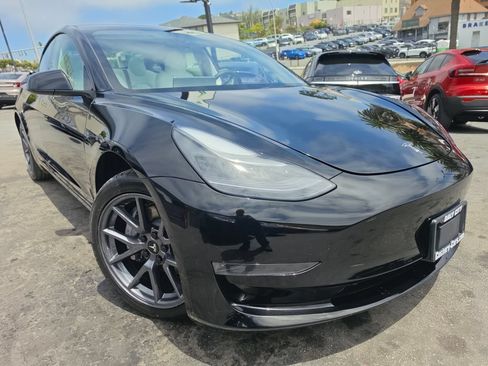 Used 2023 Tesla Model 3 Standard Range RWD image 1