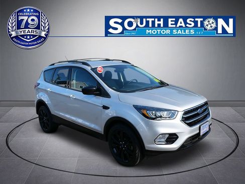 Used 2019 Ford Escape SE AWD/4WD image 2