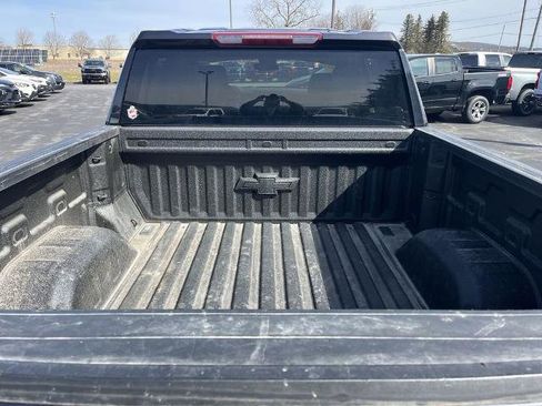 Used 2022 Chevrolet Silverado 1500 RST AWD/4WD image 24