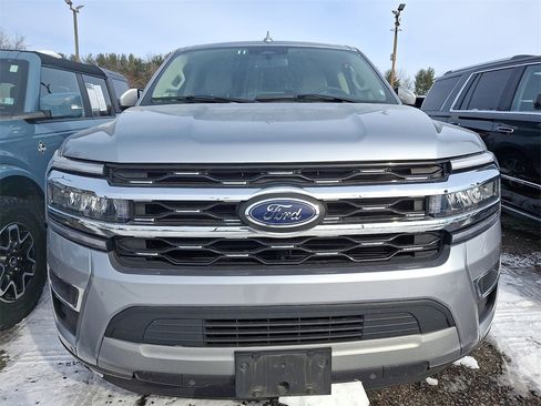 Used 2024 Ford Expedition Max Limited image 2