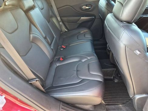 Used 2021 Jeep Cherokee Limited AWD/4WD image 20