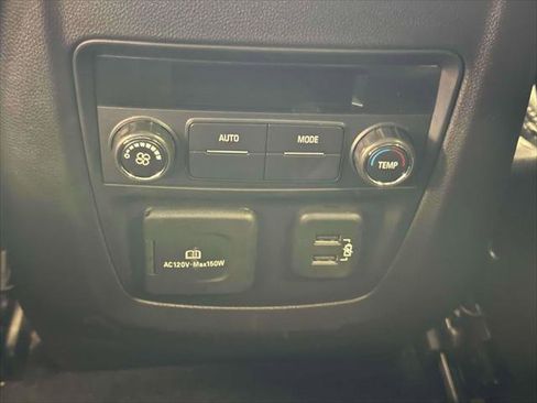 Certified 2024 Buick Enclave Essence w/ Experience Buick Package image 11