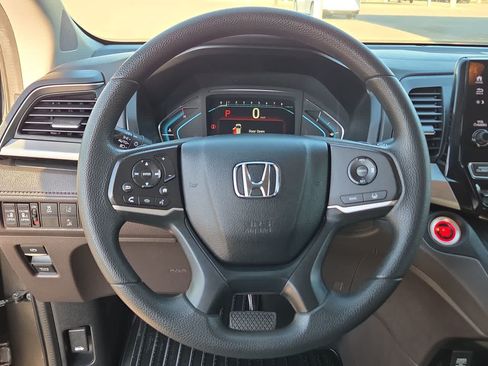 Used 2019 Honda Odyssey EX image 19