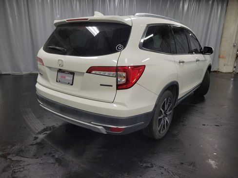 Used 2019 Honda Pilot Touring image 8