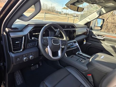 New 2026 GMC Sierra 3500 Denali w/ Denali Reserve Package AWD/4WD image 2