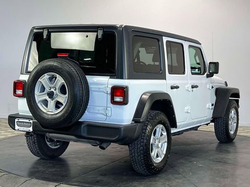 Used 2021 Jeep Wrangler Unlimited Sport AWD/4WD image 6