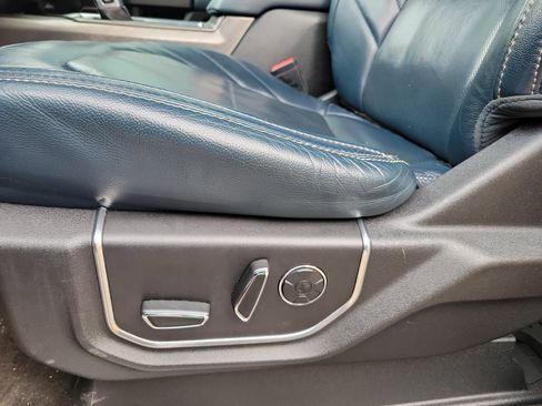 Used 2018 Ford F150 Limited w/ Trailer Tow Package image 5