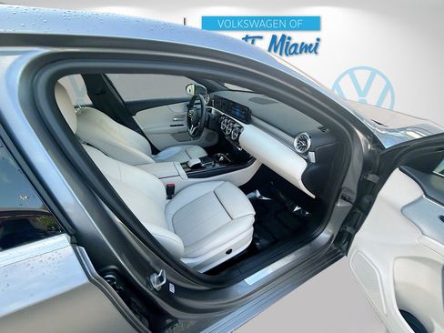 Used 2021 Mercedes-Benz A 220 image 31