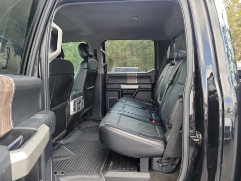 Used 2017 Ford F250 Lariat w/ FX4 Off-Road Package image 25