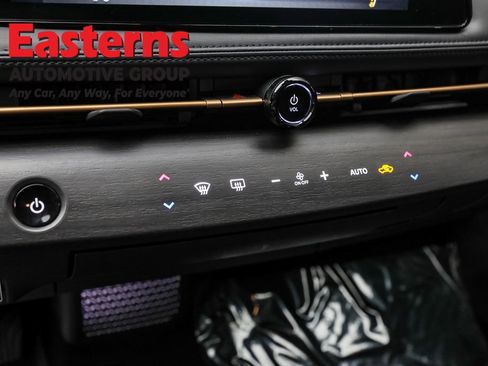 Used 2024 Nissan Ariya AWD image 20