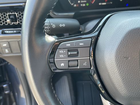 Used 2025 Honda CR-V EX-L image 23