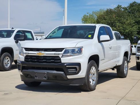 Used 2022 Chevrolet Colorado LT w/ Fleet Safety Package RWD image 3