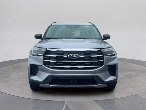Certified 2025 Ford Explorer Active AWD/4WD image 10