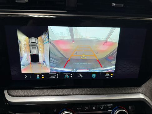 Used 2023 GMC Sierra 1500 Denali w/ Denali Reserve Package image 18