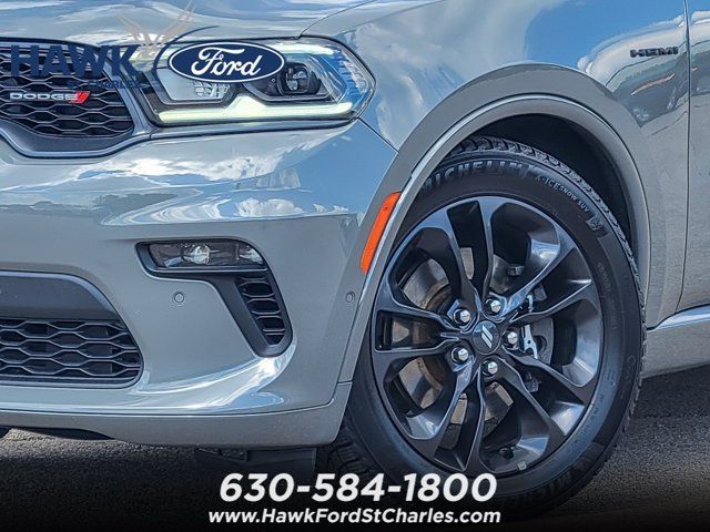 Used 2021 Dodge Durango R/T w/ Blacktop Package AWD/4WD image 3