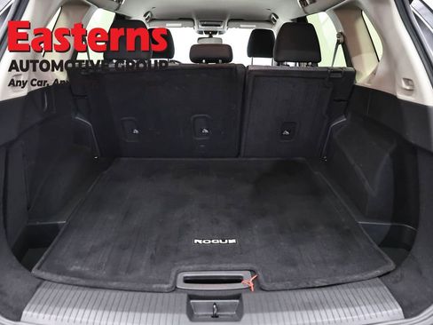Used 2023 Nissan Rogue SV AWD/4WD image 9