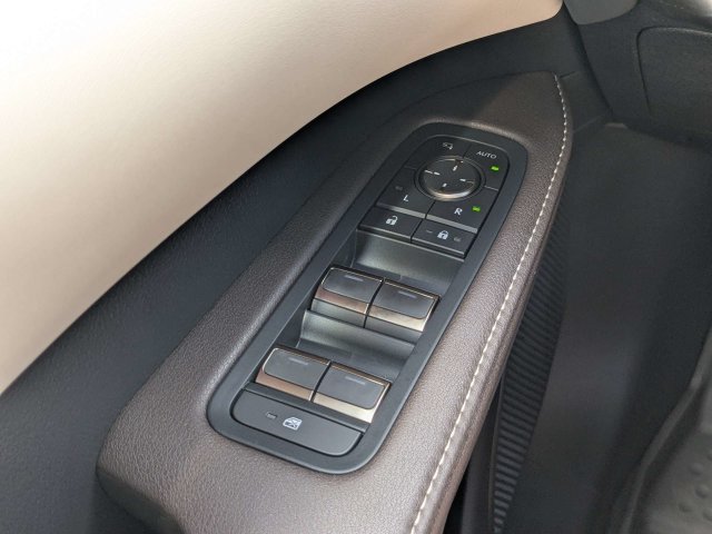 Certified 2026 Lexus RX 350 FWD w/ Convenience Package image 21