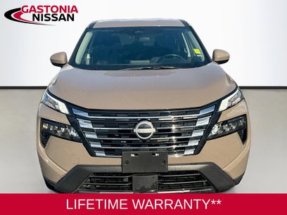 Used 2025 Nissan Rogue SV