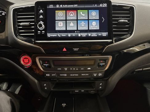 New 2026 Honda Ridgeline Black Edition image 10