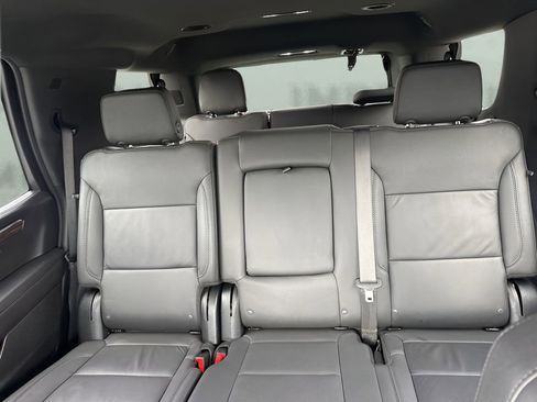 Used 2025 Chevrolet Tahoe LT image 11