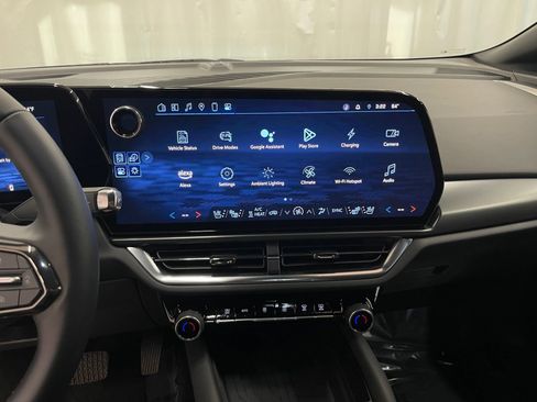 Used 2024 Chevrolet Equinox EV RS image 15