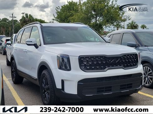 Used 2025 Kia Telluride AWD image 1