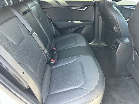 Used 2023 Kia Niro Wave FWD image 12