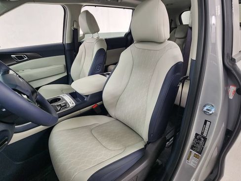 New 2027 Kia Carnival SX w/ Dark Edition Package FWD image 10