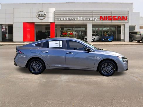 New 2026 Nissan Sentra SV w/ Floor Mat Package FWD image 2