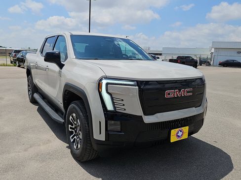 New 2026 GMC Sierra EV Elevation AWD/4WD image 7