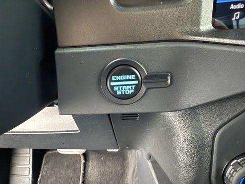 Used 2025 Ford Bronco Big Bend image 26