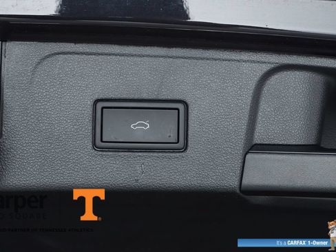 Used 2024 Volkswagen Atlas SE FWD image 30