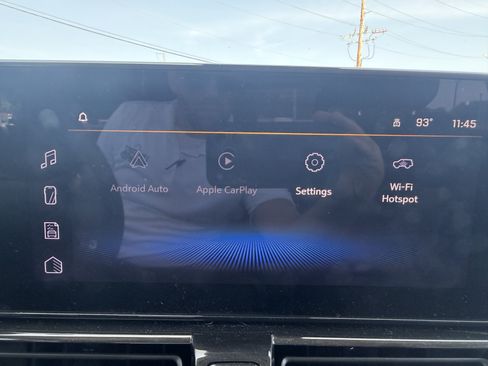 Used 2025 Chevrolet TrailBlazer LT w/ Driver Confidence Package FWD image 16
