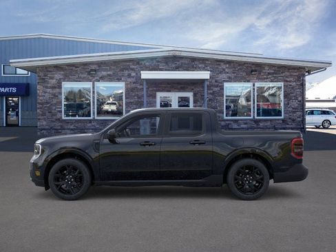 New 2025 Ford Maverick Lariat w/ Black Appearance Package image 3