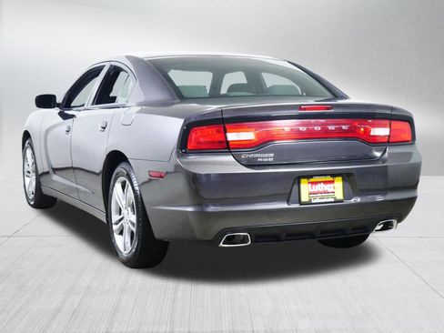 Used 2014 Dodge Charger SE AWD/4WD image 5