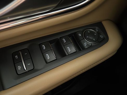 Certified 2023 Chevrolet Tahoe Premier AWD/4WD image 29