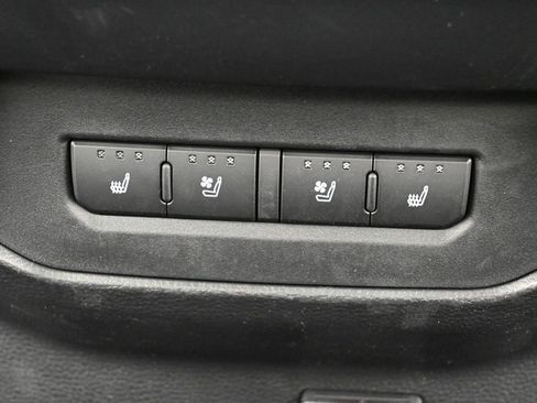 Certified 2026 Toyota Tundra Platinum AWD/4WD image 33