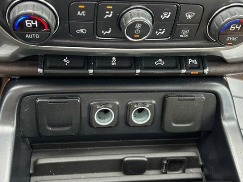 Used 2015 Chevrolet Silverado 1500 LTZ w/ LTZ Plus Package AWD/4WD image 41